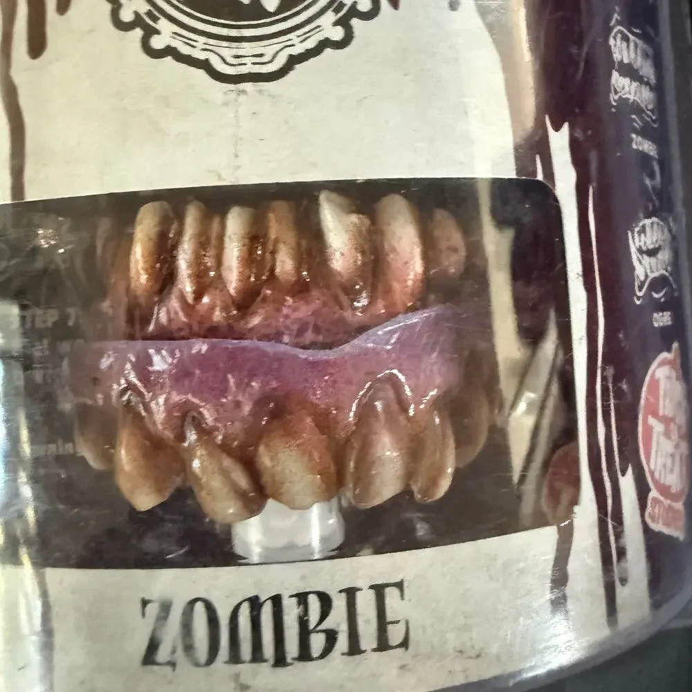 Trick or Treat Studios Bitemares Zombie Horror Teeth FX Costume Fangs New